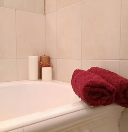 Apartament Centrum Arthome 아파트 바르샤바