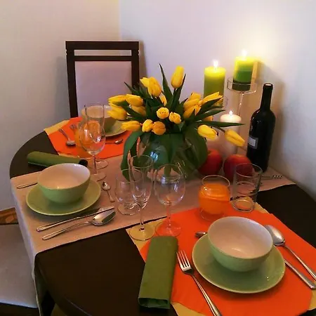 Apartament Centrum Arthome 아파트 바르샤바